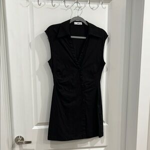Express Black Sleeveless Button-Up Blouse